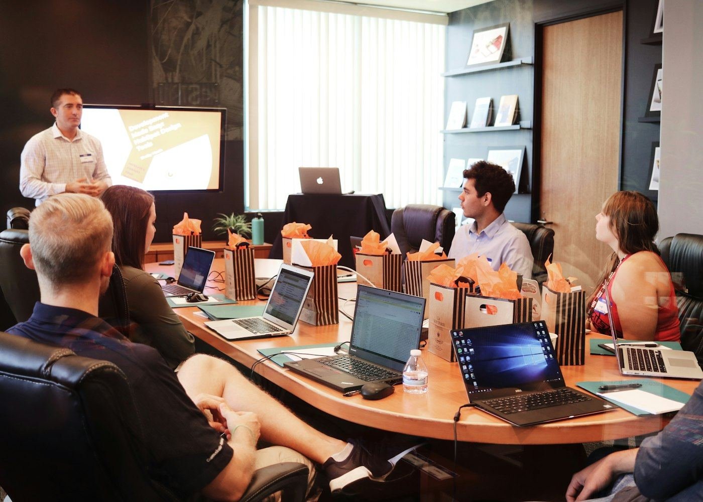 Reunião de diagnóstico de TI com gestores da empresa